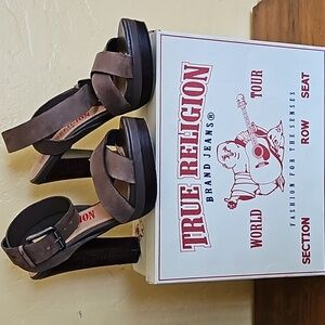 True religion hells sandals